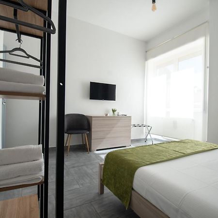 Casa Vacanze Family House Posizione Centralissima Civitavecchia Exteriör bild