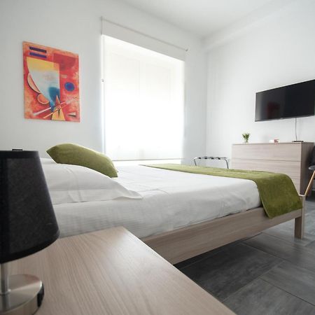 Casa Vacanze Family House Posizione Centralissima Civitavecchia Exteriör bild
